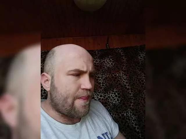 777puanson777 on BongaCams 