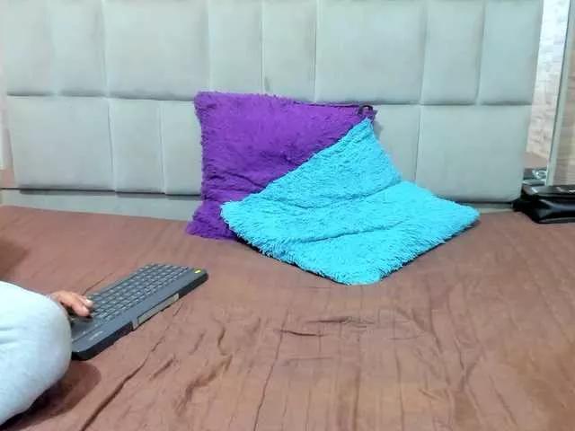 adirocaorte on BongaCams