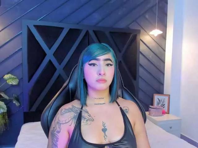 Alahia-Dangelo on BongaCams 