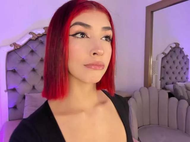 Alana-2916 on BongaCams 