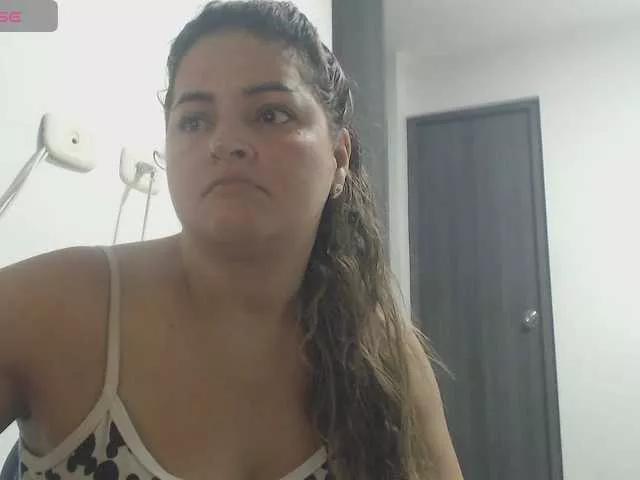 AlannaStephen on BongaCams 