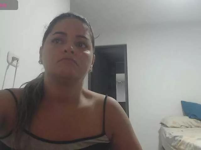AlannaStephen on BongaCams 