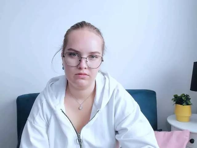 AlicePretty69