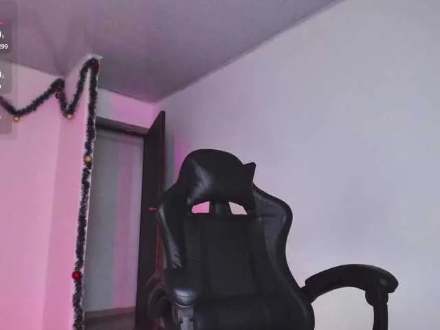 Allie-Rose on BongaCams 