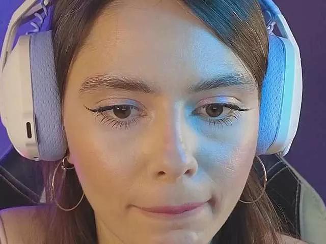 Allla on BongaCams 