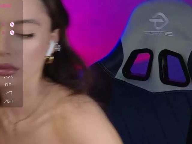 Allla on BongaCams 