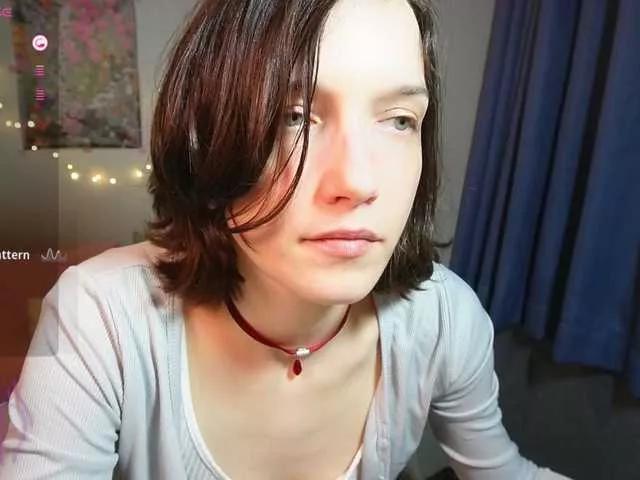 AllyAlice on BongaCams 