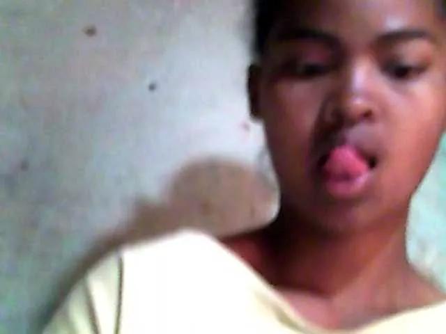 Allycha1 on BongaCams 