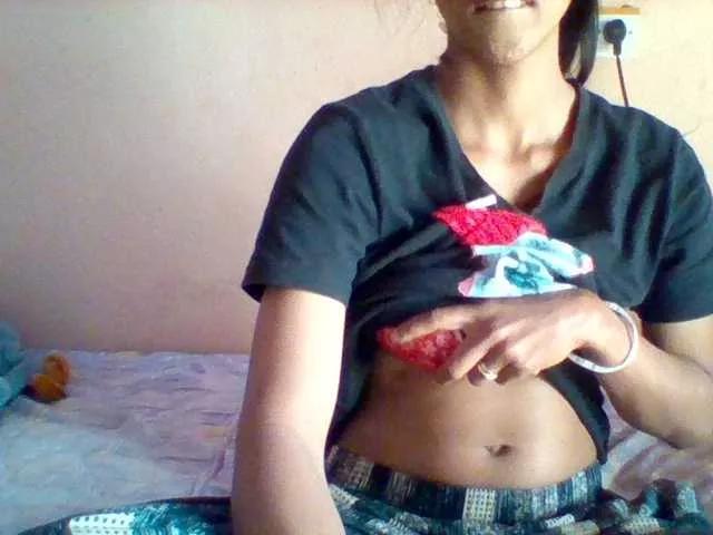 Allycha1 on BongaCams 