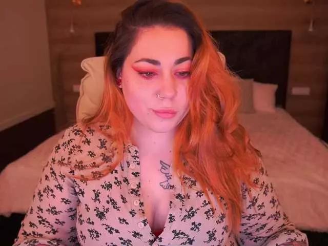 AmazonkaStarrr on BongaCams 