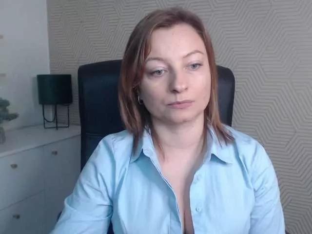 Freechat angelaLove13 on BongaCams