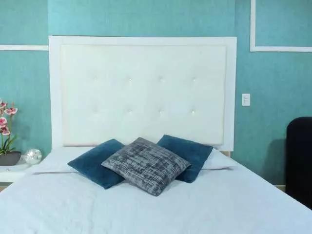 aniagomezz on BongaCams 