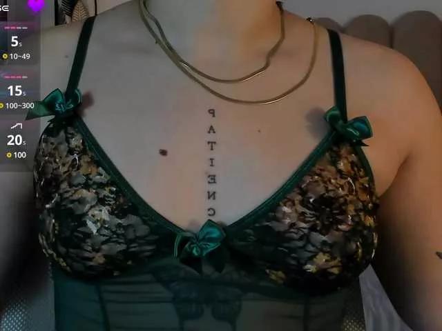 Anna-henao on BongaCams 