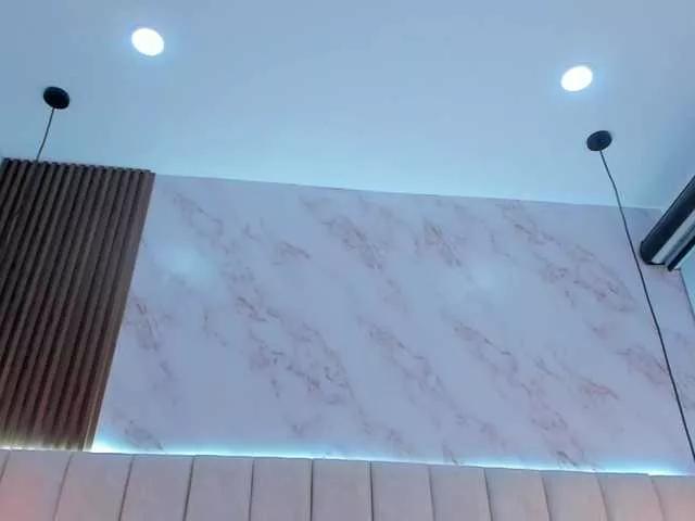 Annyy-Rosse on BongaCams 