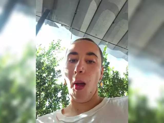 Offline AntoniaDilune on BongaCams