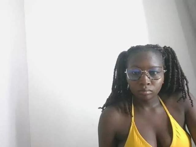 Applebottomqueen on BongaCams 