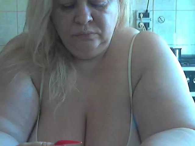 AriannaMilf on BongaCams 
