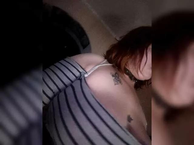 augustmarfa on BongaCams