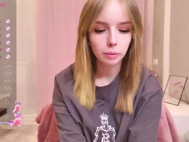 b4by-lol1 on BongaCams 