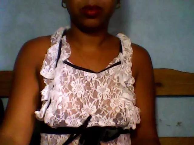 Baby-giiirl23 on BongaCams 