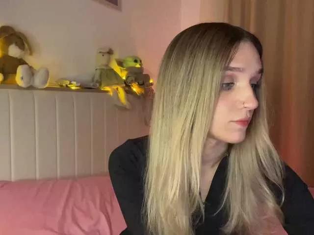 BabyTamagochi on BongaCams 