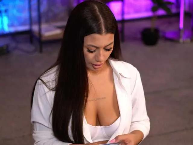 BabyUnholly on BongaCams