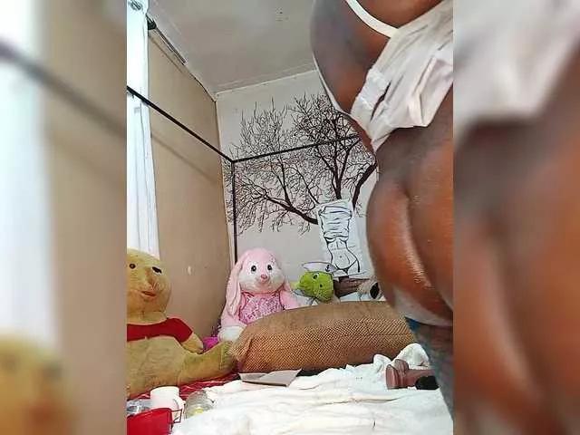 BEENCEE on BongaCams