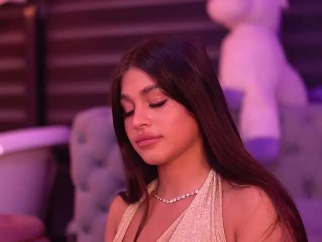 BellaNoirre on BongaCams 