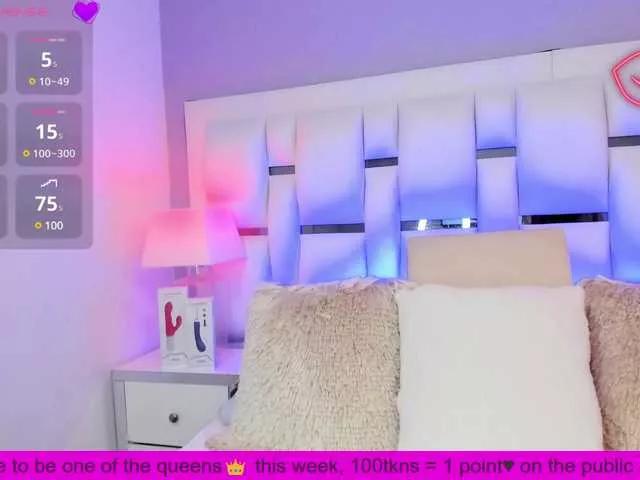 BellaSaint on BongaCams 