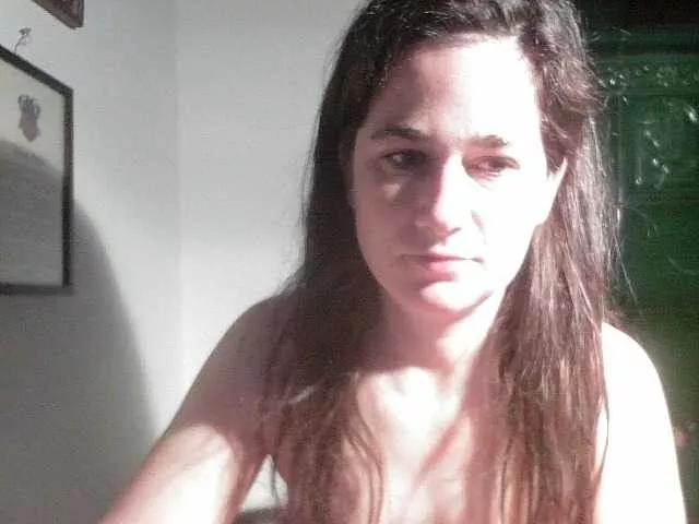 BessyExtraKiss on BongaCams 
