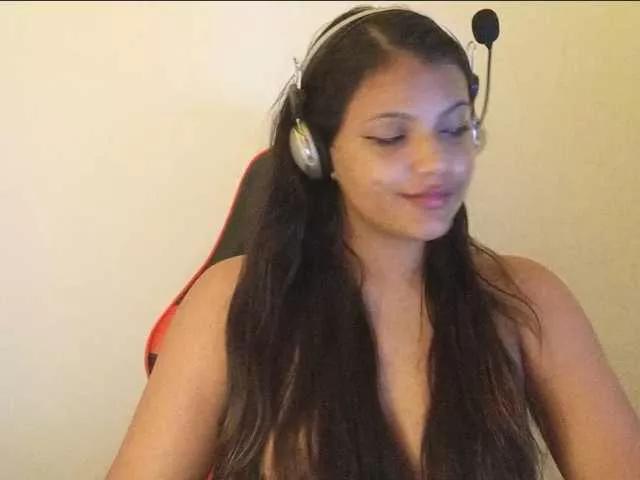 Bombonzin on BongaCams 