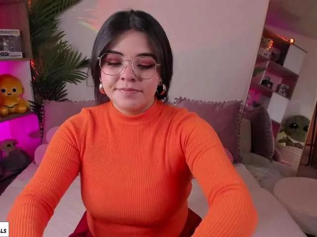 CammieFoalss on BongaCams 