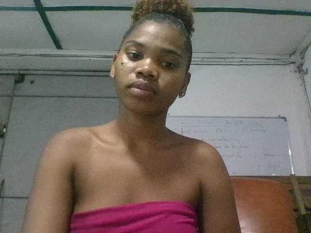 Cassy24 — Freechat on BongaCams