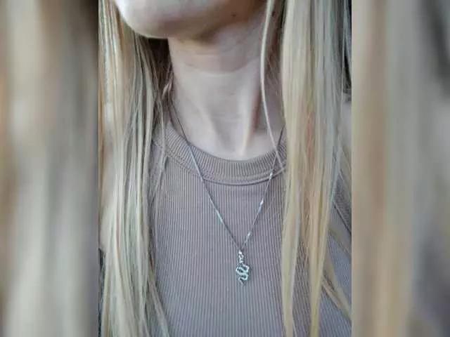Catsy-Love- on BongaCams