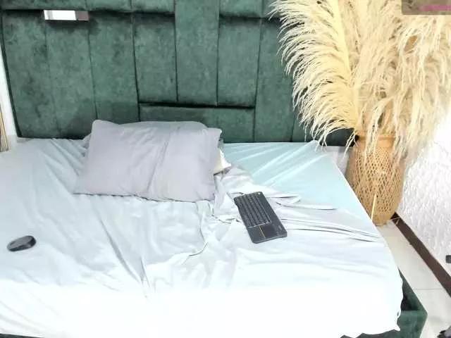 Chloe-jackson25 on BongaCams