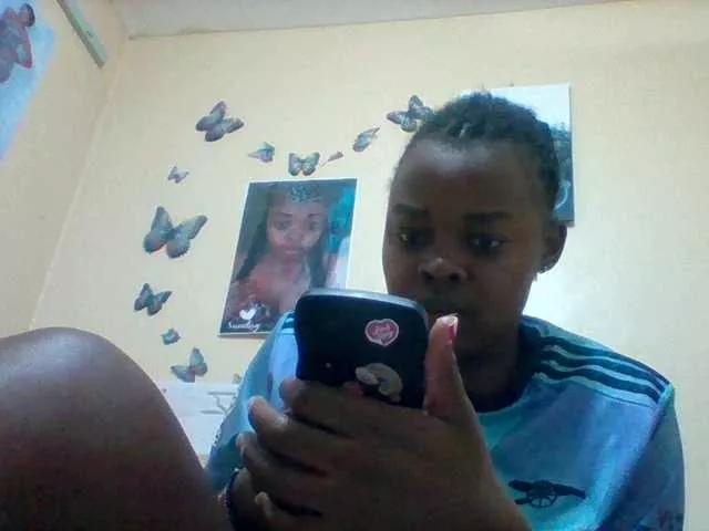 Chocobaby29 on BongaCams