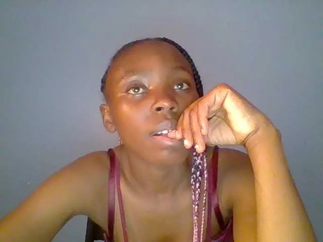 chocolate-brownie on BongaCams 