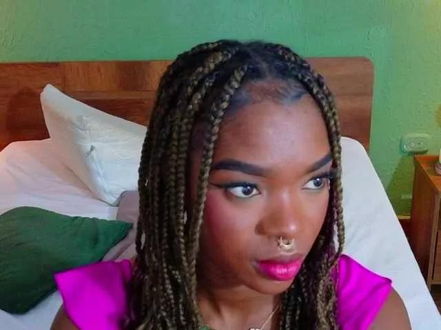 Chocolatte-dreams on BongaCams