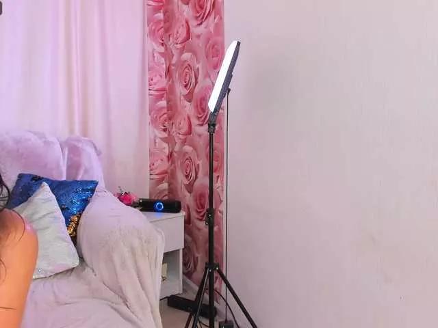 ClaireWarny on BongaCams