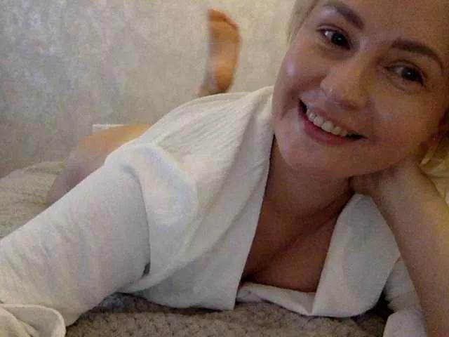 CozySandra on BongaCams
