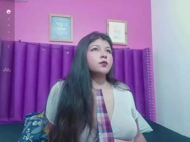 curvyteen on BongaCams