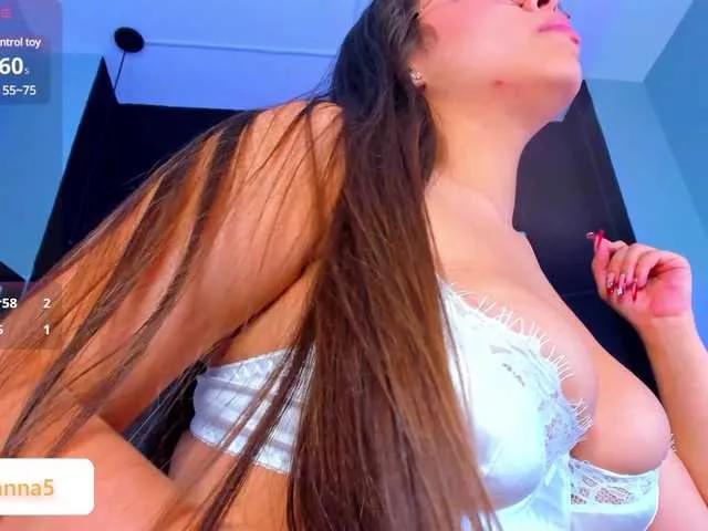 danna-roldann on BongaCams 