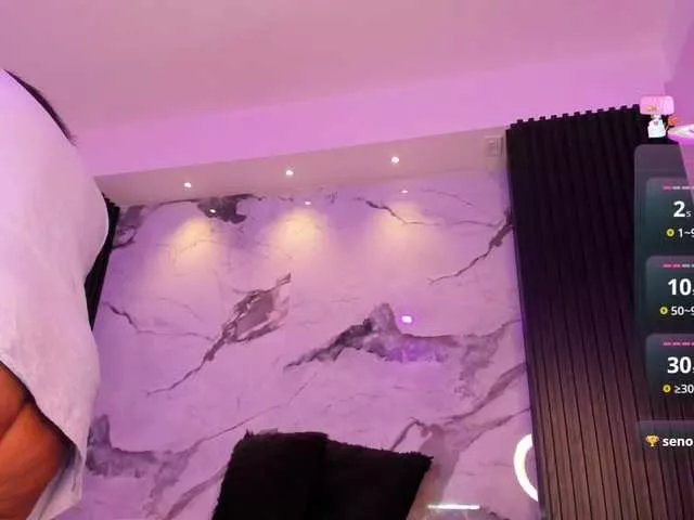 DayanaaEvans on BongaCams 