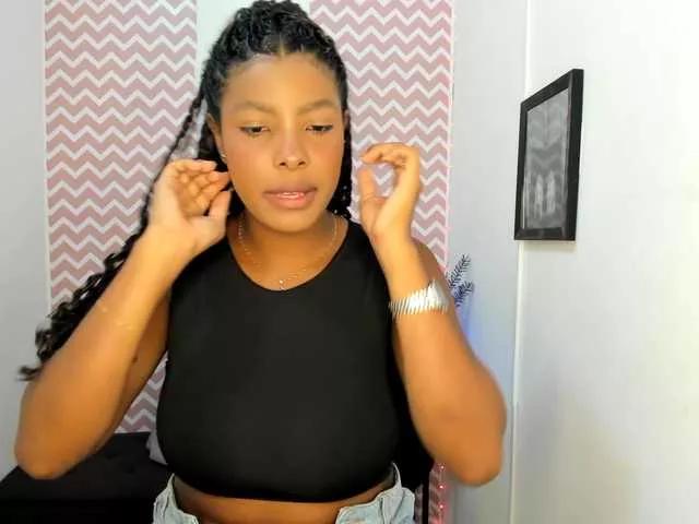 Dayanacarson on BongaCams 