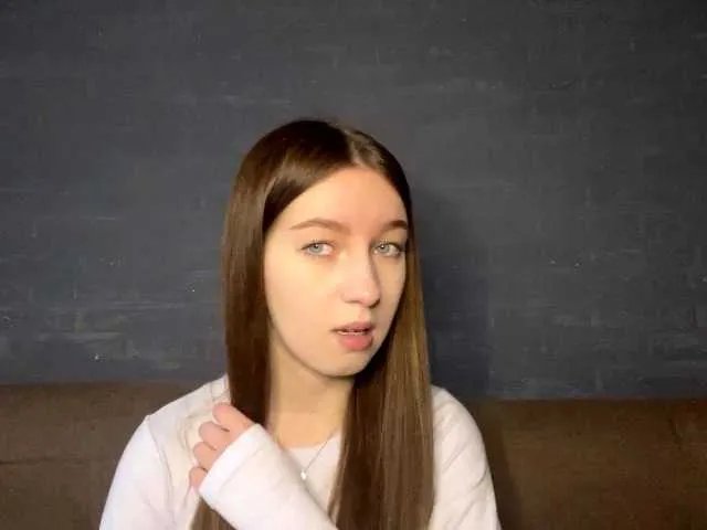 DeberaWarsham on BongaCams 