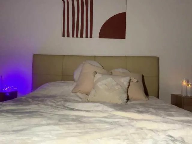 DennaEffinger on BongaCams 