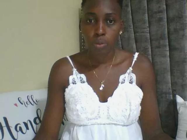 Dizzydose1 on BongaCams 