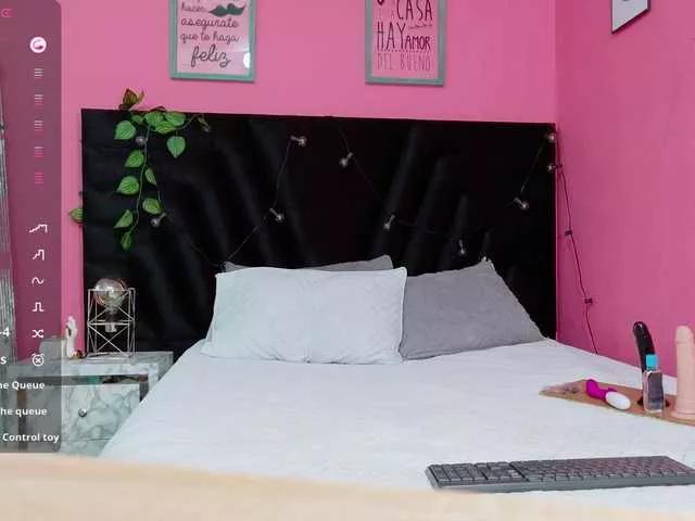 drooling4daddy on BongaCams 