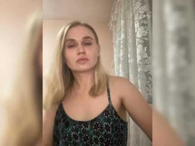 ElenCarr on BongaCams 