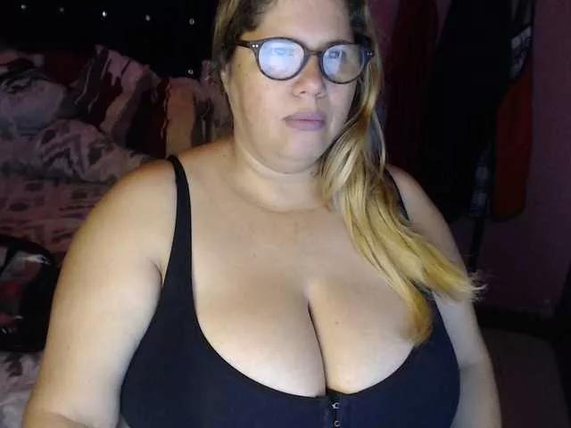 ElizabethTaylor8 on BongaCams